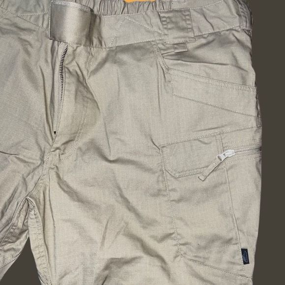 NWOT HELIKON URBANTACTICAL PANTS KHAKI SIZE 40X32 3X - Picture 4 of 6